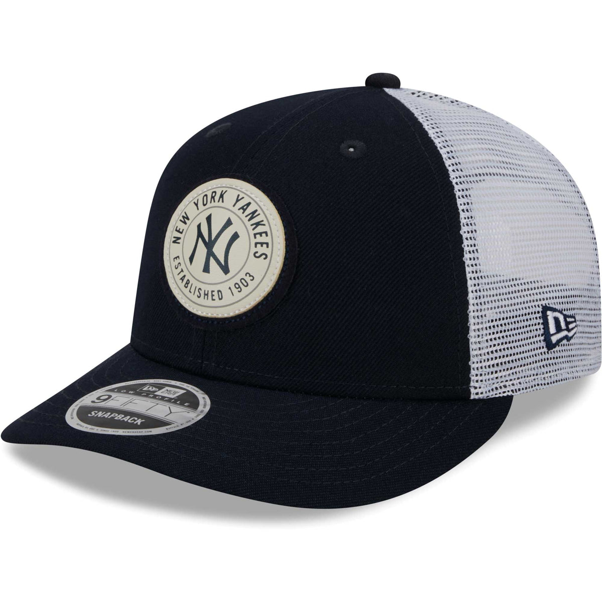 New York Yankees New Era Circle Trucker Low Profile 9FIFTY Snapback Hat - Navy