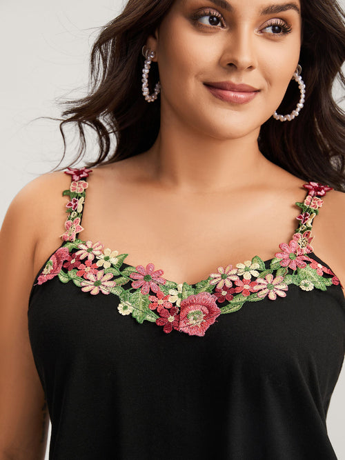 3D Floral Neckline Tank Top