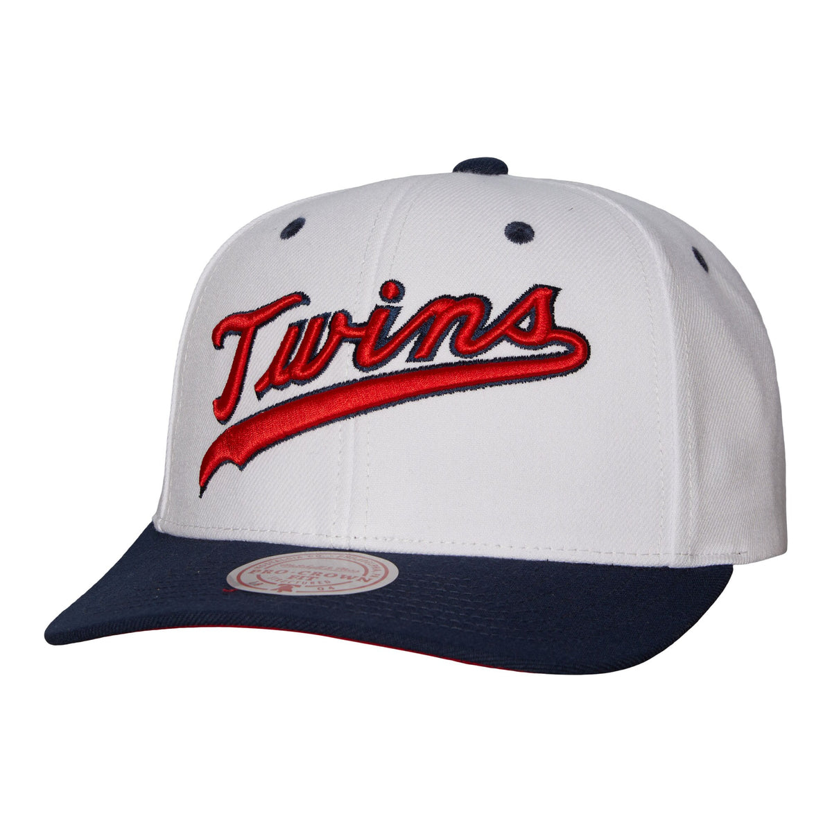 Minnesota Twins Mitchell & Ness Cooperstown Collection Pro Crown Snapback Hat - White