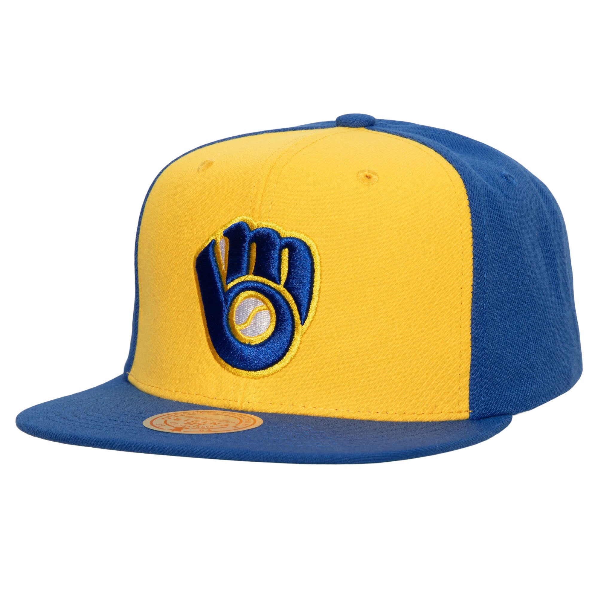 Milwaukee Brewers Mitchell & Ness Cooperstown Collection Evergreen Snapback Hat - Light Blue